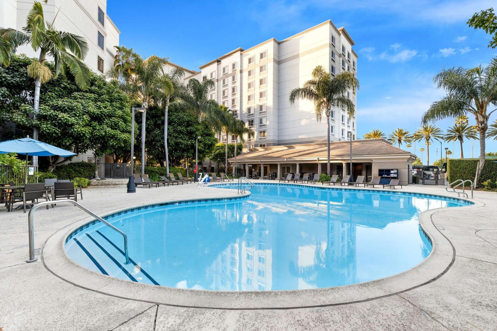 Sonesta Anaheim Resort Area エクステリア 写真